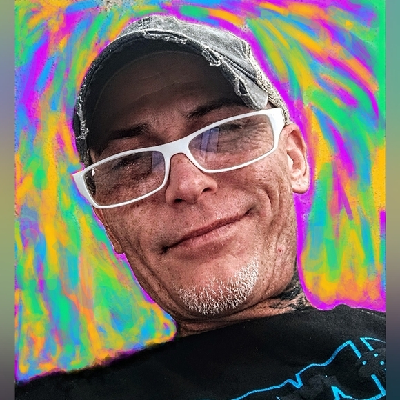 Meet your Posher, Sean - Picture 7 of 16